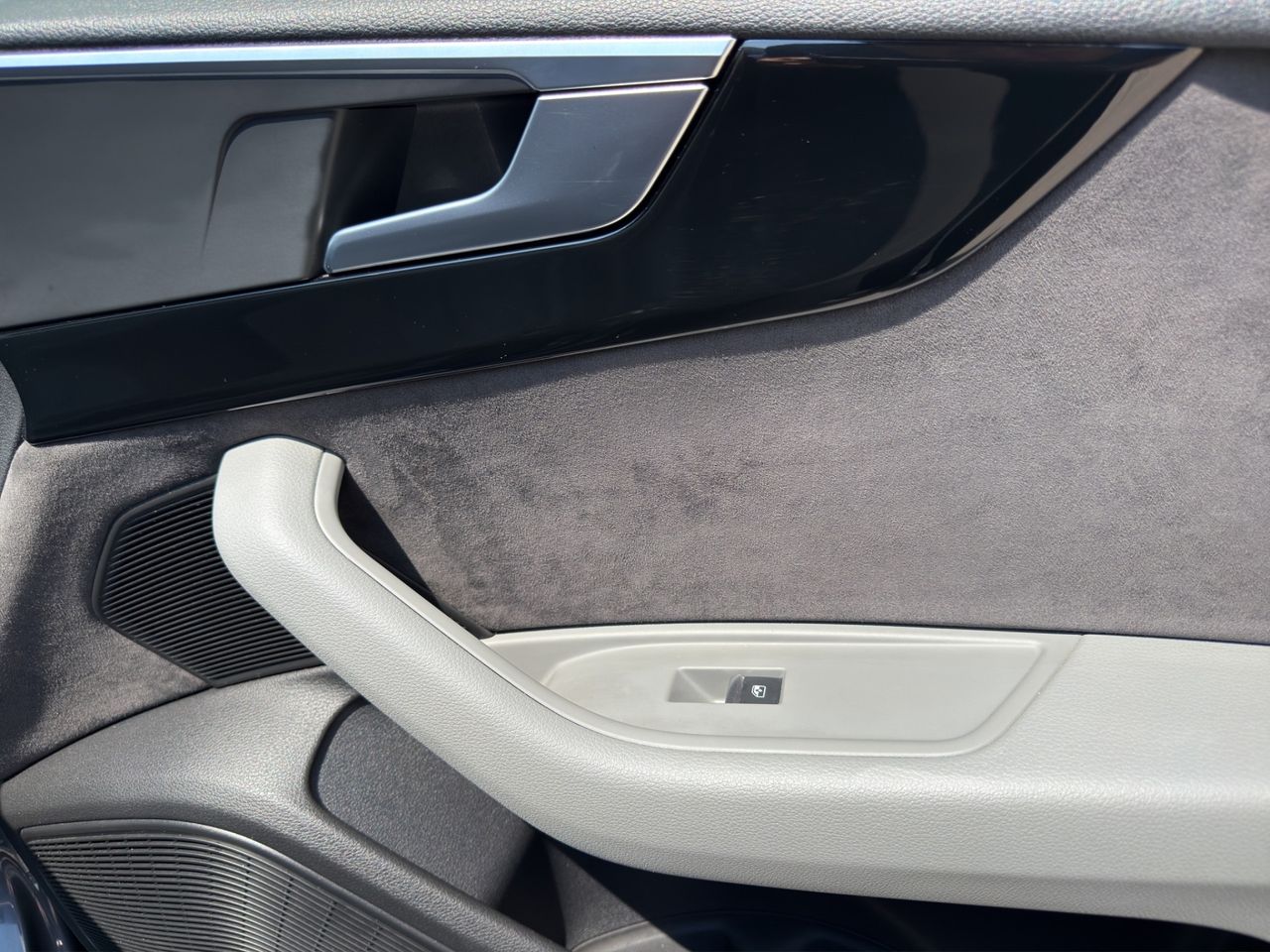 Audi A4 S line ed 2.0 TDI 140kW S tronic Avant - Foto 2