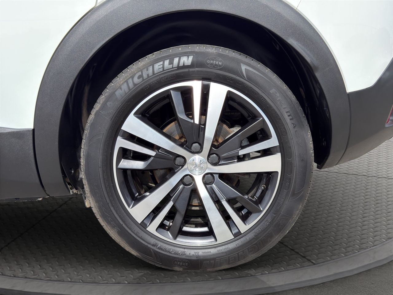 Peugeot 3008 1.5 BlueHDi 96kW (130CV) S&S Allure EAT8 - Foto 2