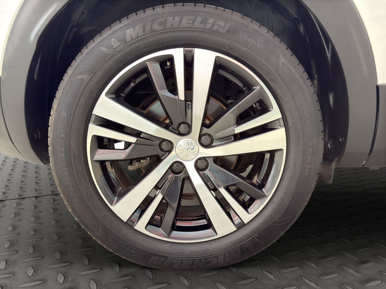 Peugeot 3008 1.5 BlueHDi 96kW (130CV) S&S Allure EAT8 - Foto 2
