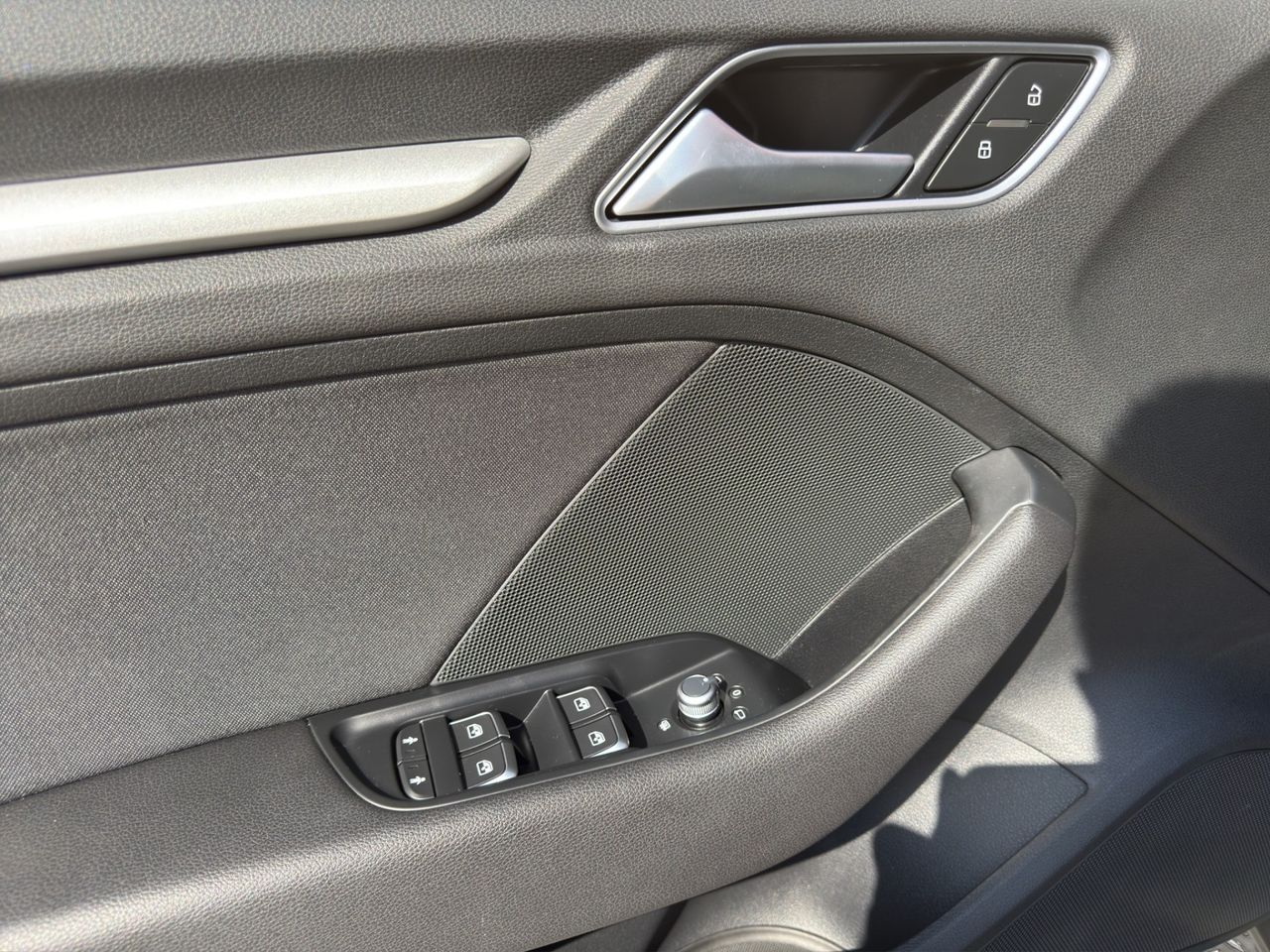 Audi A3 1.6 TDI Sportback - Foto 2