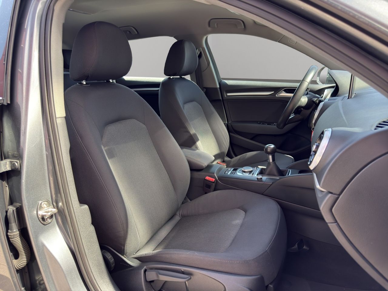 Audi A3 1.6 TDI Sportback - Foto 2