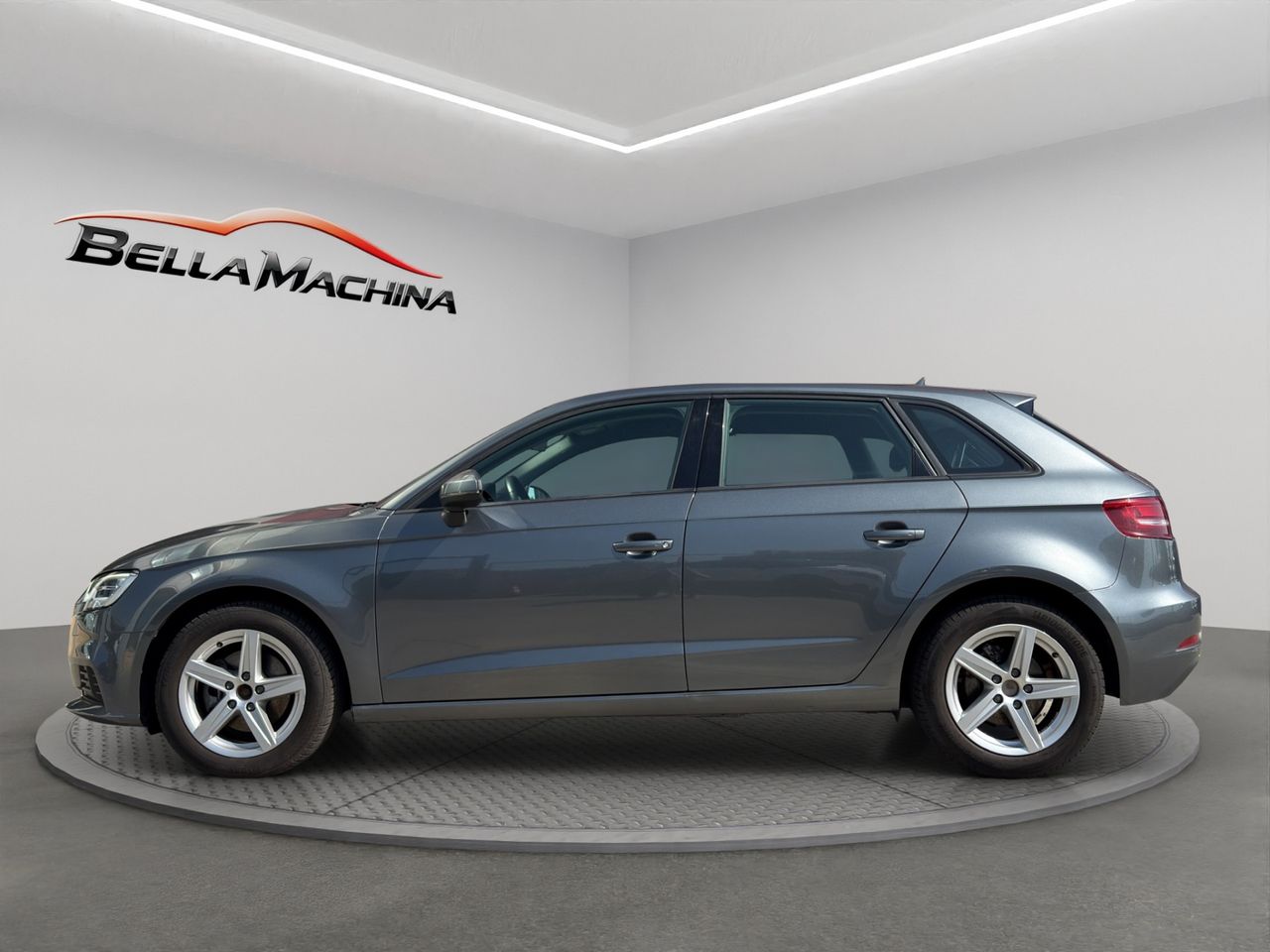 Audi A3 1.6 TDI Sportback - Foto 2