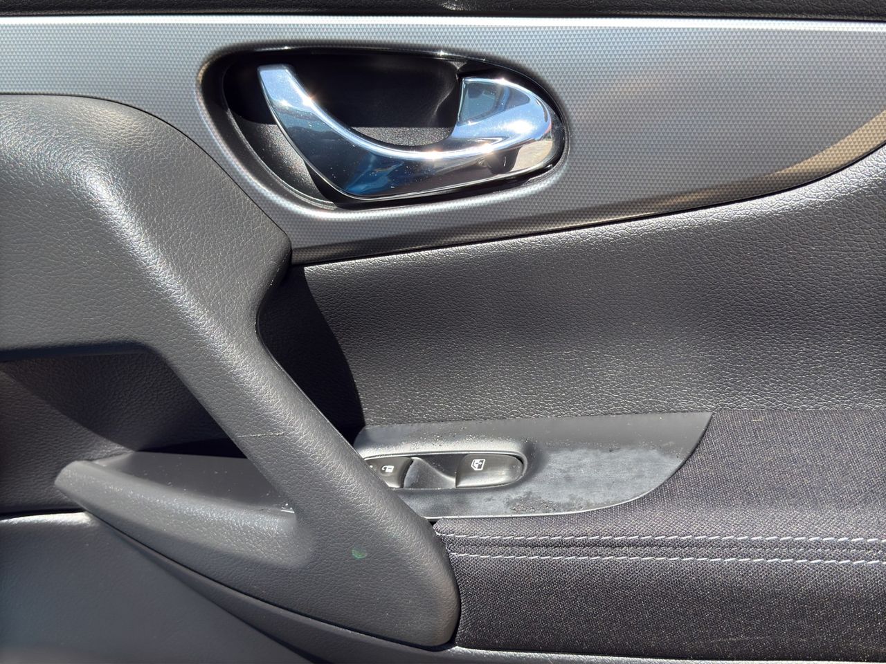 Nissan Qashqai 1.2 DIG-T N-CONNECTA - Foto 2