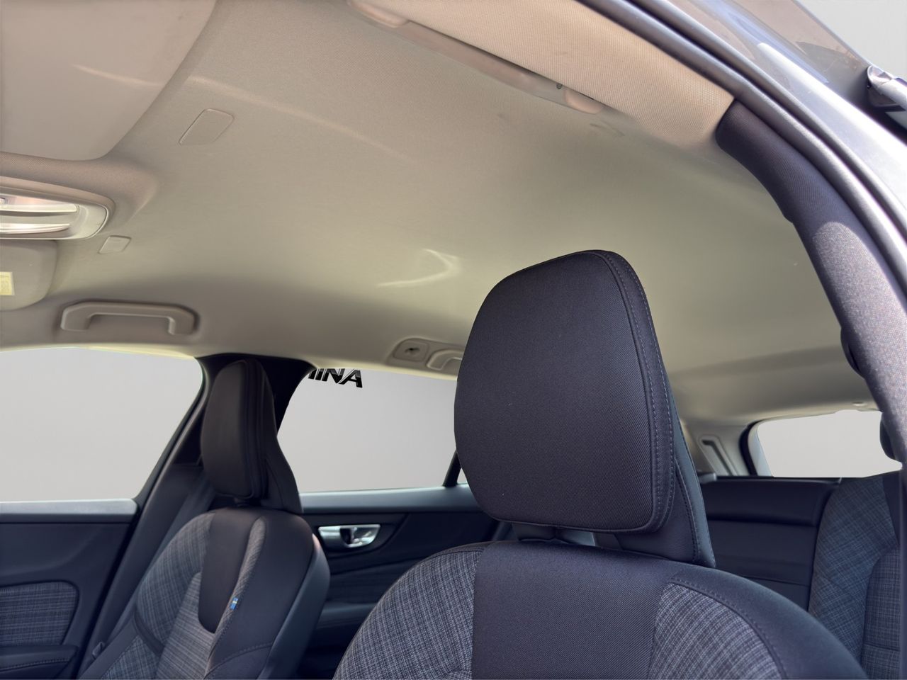 Volvo V60 2.0 B4 (D) Essential Auto - Foto 2