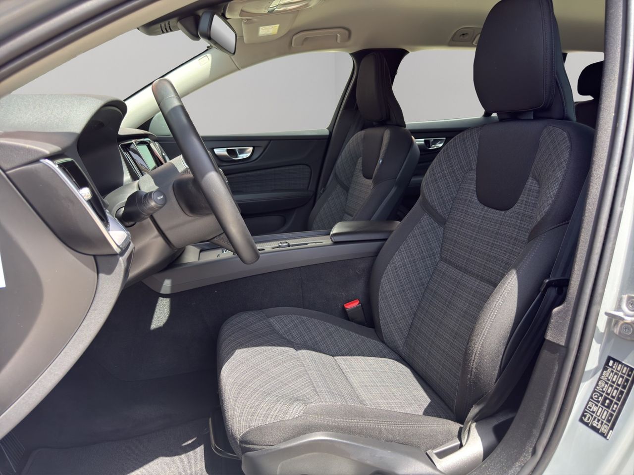 Volvo V60 2.0 B4 (D) Essential Auto - Foto 2