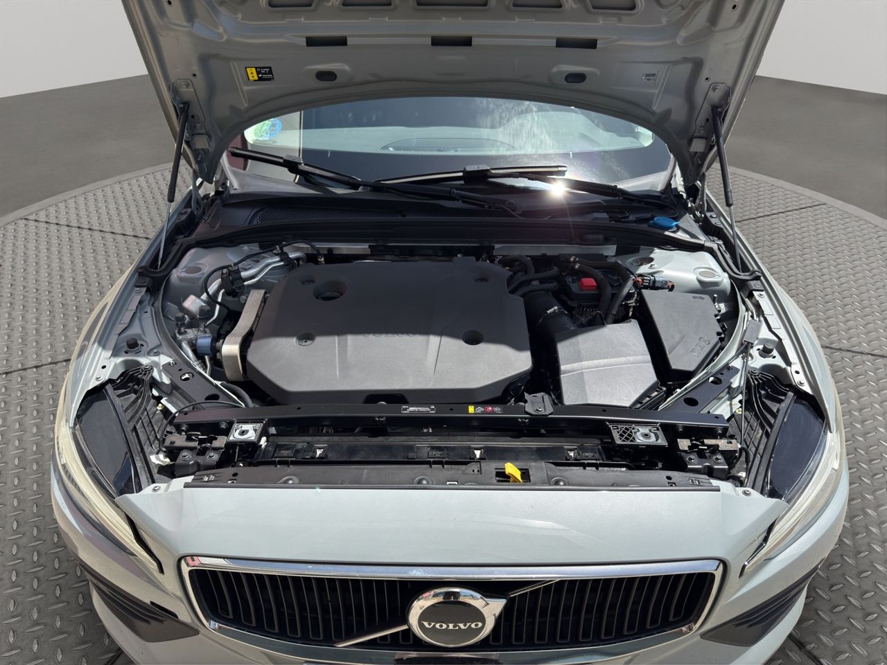 Volvo V60 2.0 B4 (D) Essential Auto - Foto 2