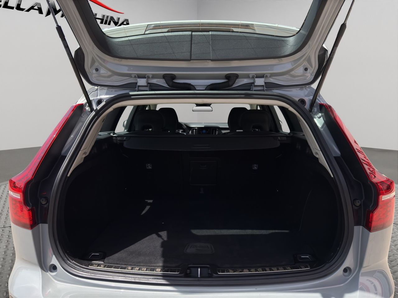 Volvo V60 2.0 B4 (D) Essential Auto - Foto 2