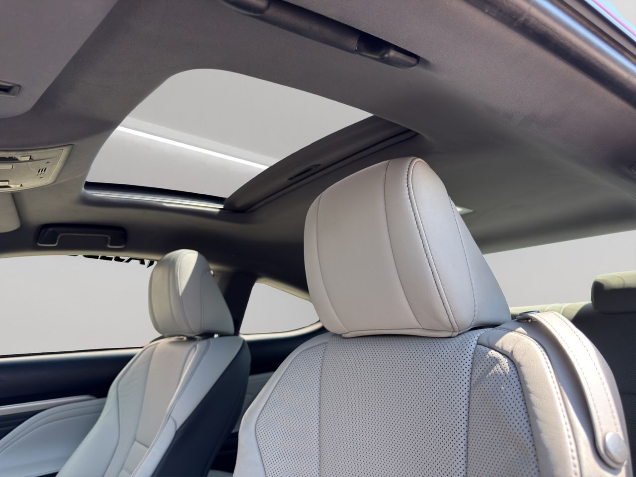 Lexus RC 2.5 300h Executive - Foto 2