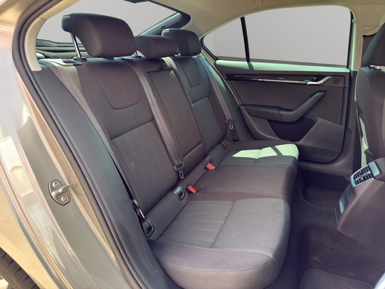 Skoda Octavia 1.4 TSI 110KW Style - Foto 2