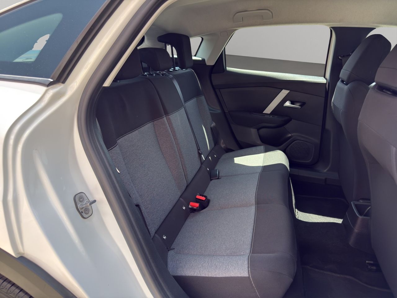 Citroën C4 BlueHDi 110 S&S Live Pack - Foto 2