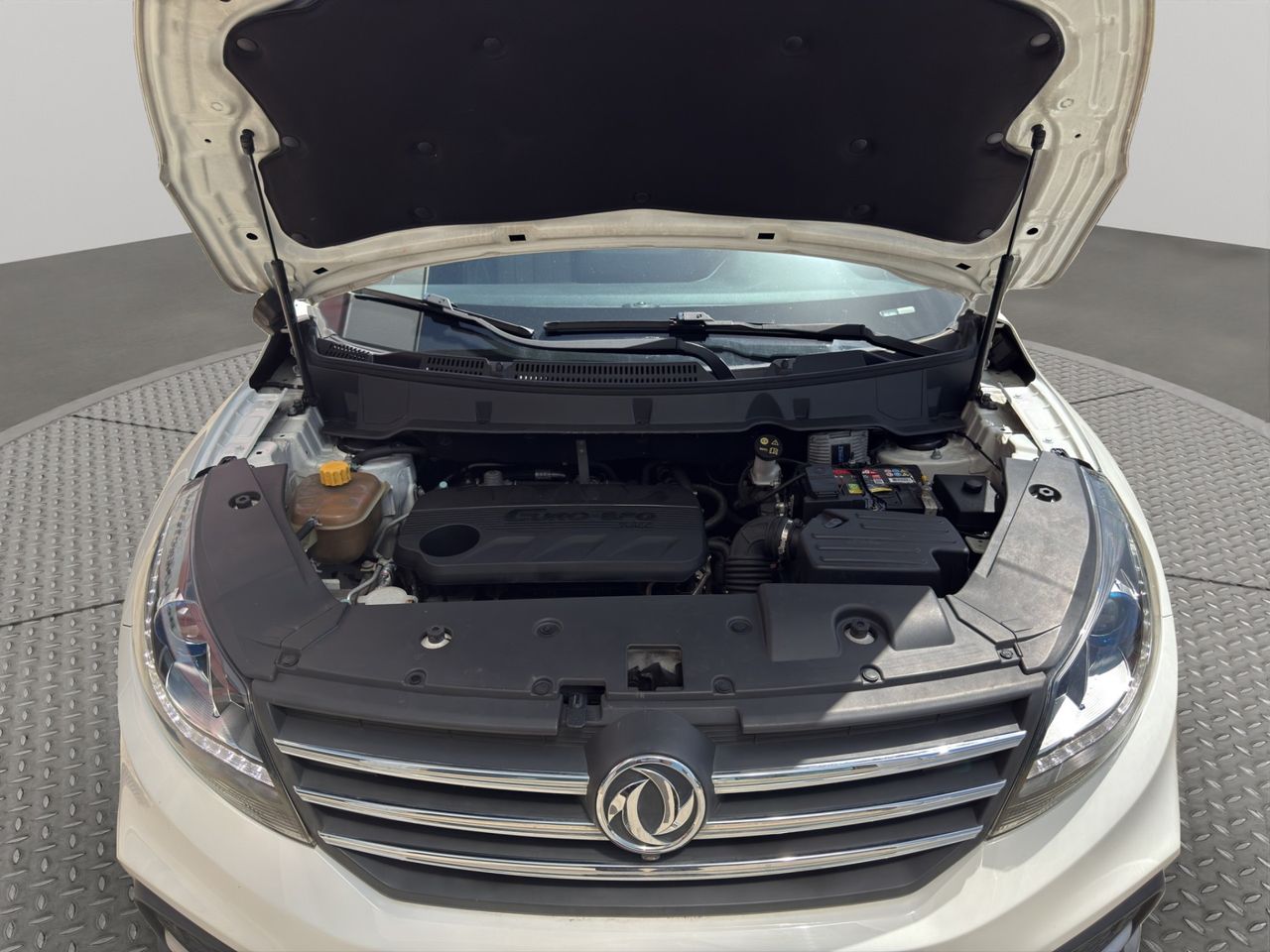 DFSK 580 1.5 T Luxury - Foto 2