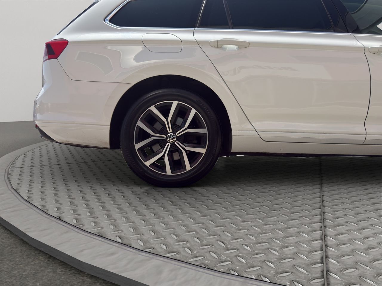 Volkswagen Passat Variant Executive 2.0 TDI 110kW DSG - Foto 2