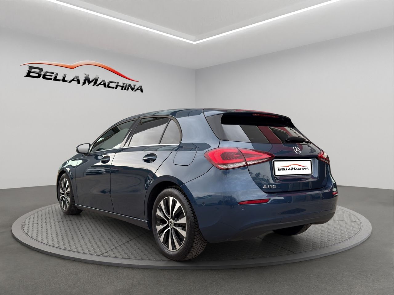Mercedes Clase A A 180 Business Line 7G-DCT - Foto 2