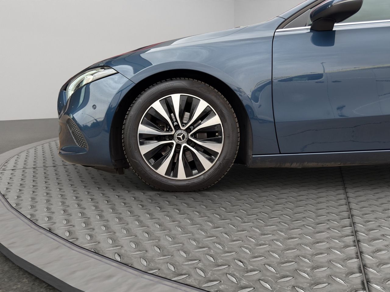 Mercedes Clase A A 180 Business Line 7G-DCT - Foto 2