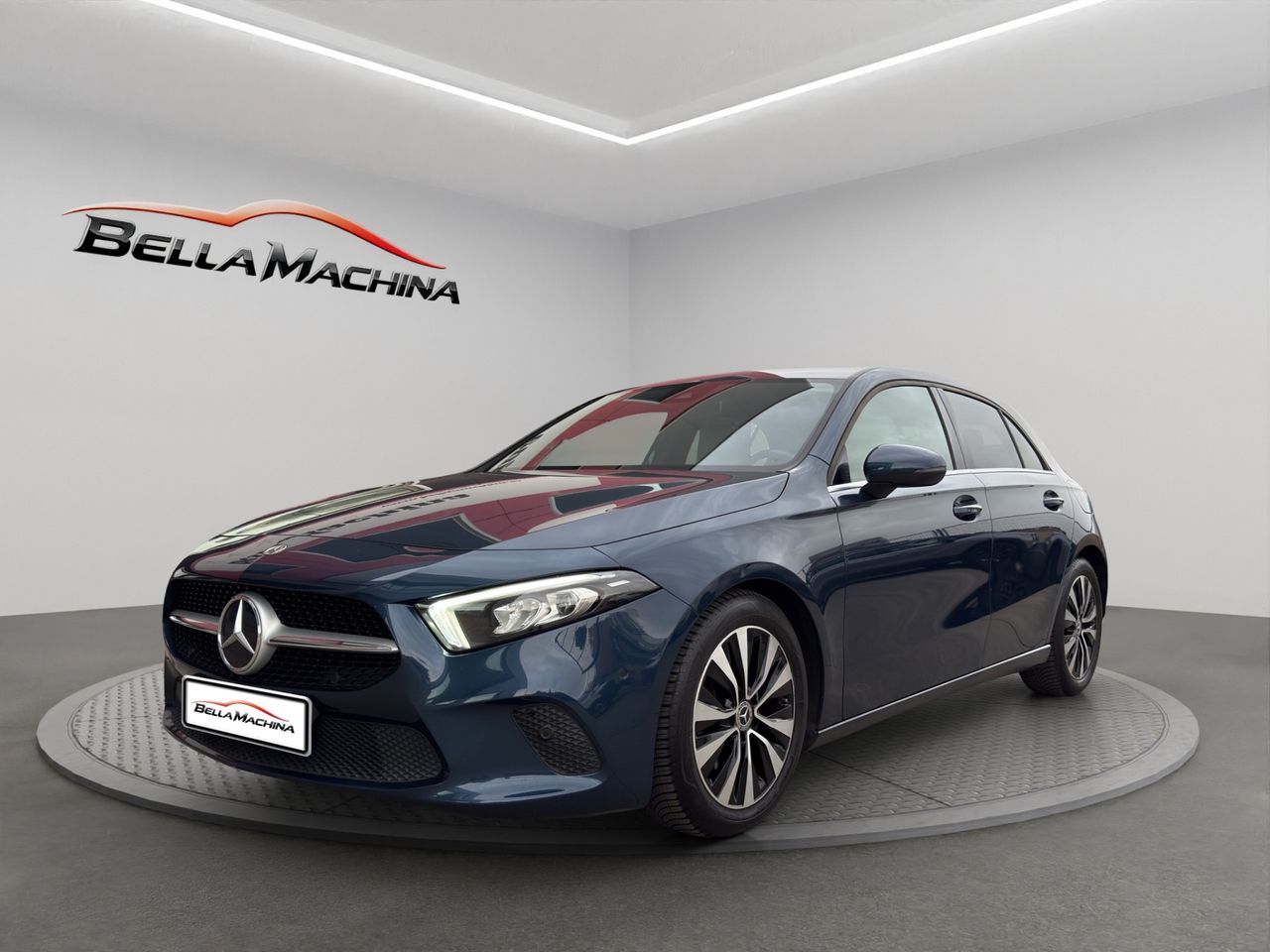 Mercedes Clase A A 180 Business Line 7G-DCT - Foto 2