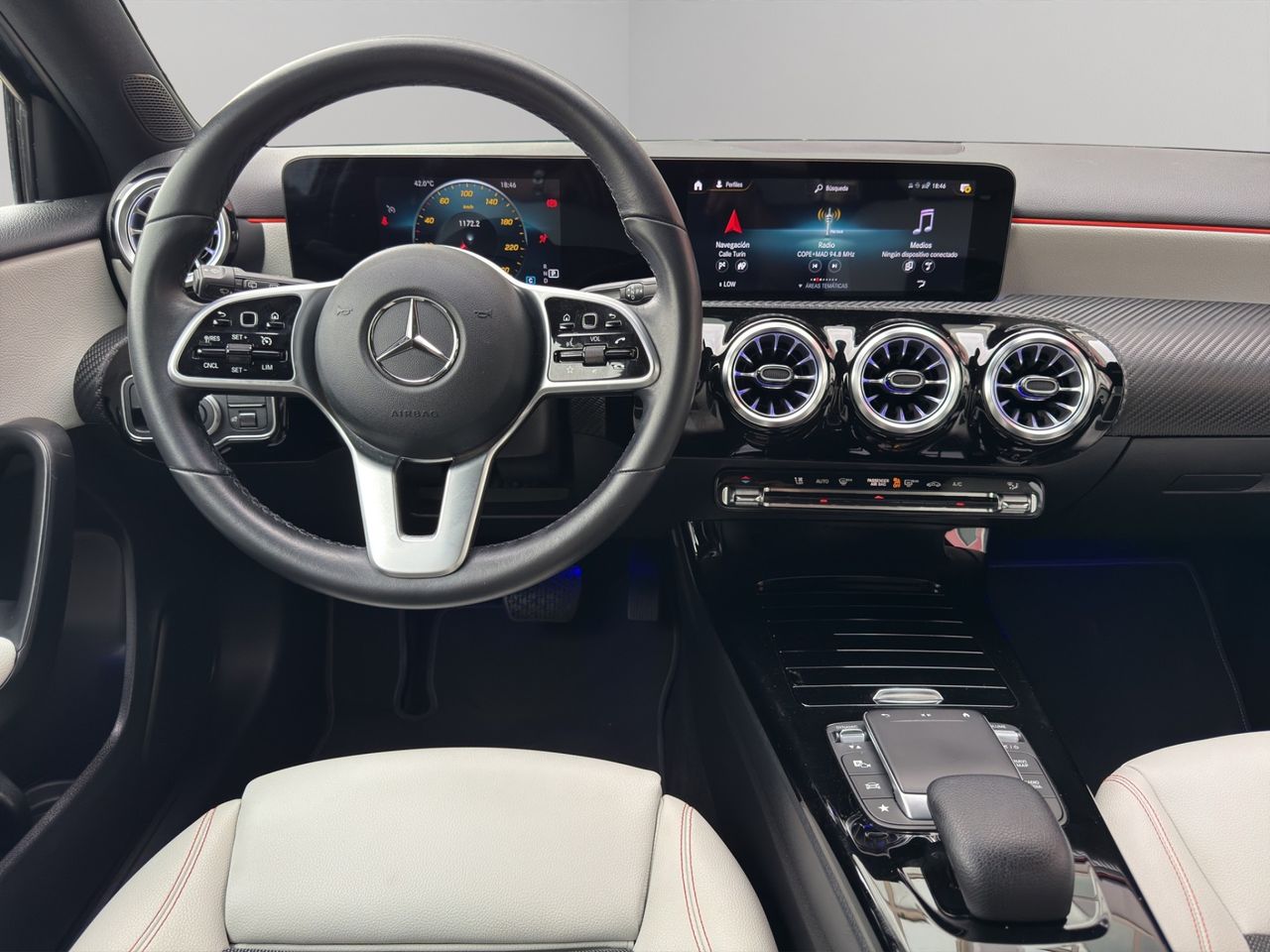 Mercedes Clase A A 180 Business Line 7G-DCT - Foto 2