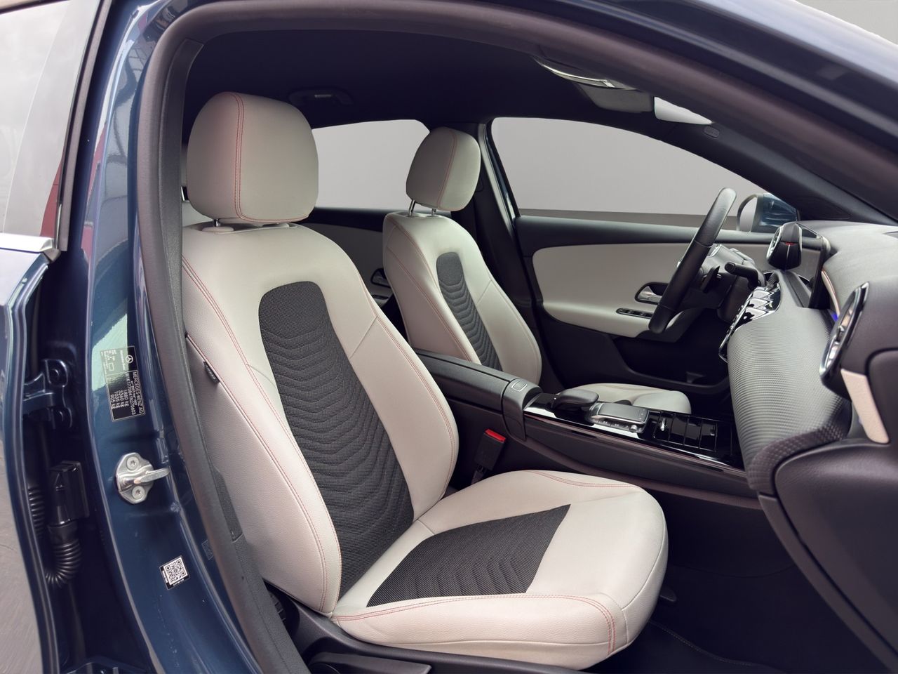 Mercedes Clase A A 180 Business Line 7G-DCT - Foto 2
