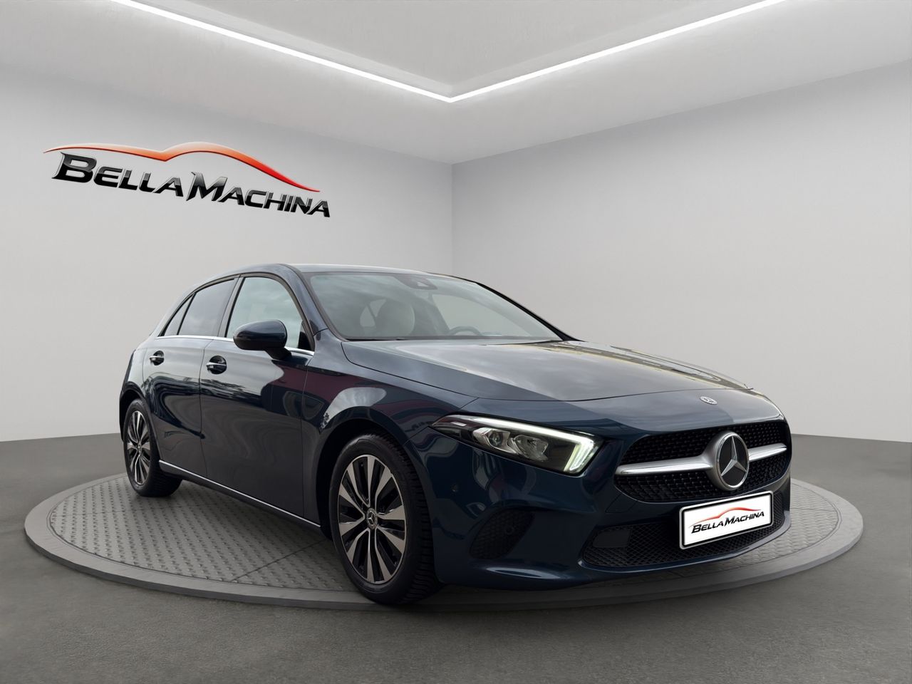 Mercedes Clase A A 180 Business Line 7G-DCT - Foto 2