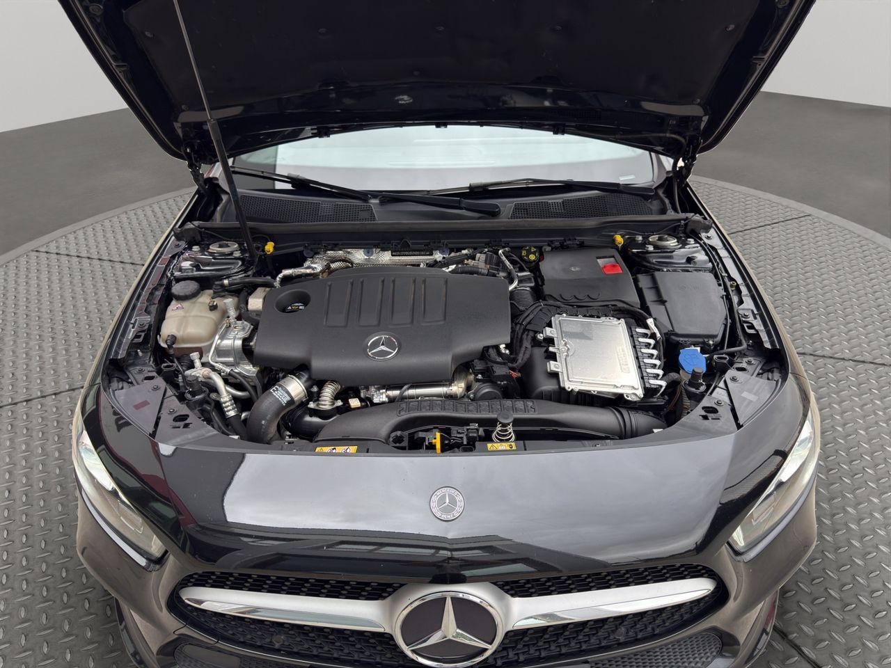 Mercedes Clase A A 180 d Business - Foto 2