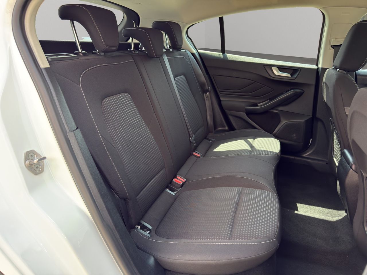 Ford Focus 1.5 Ecoblue 88kW Trend+ - Foto 2