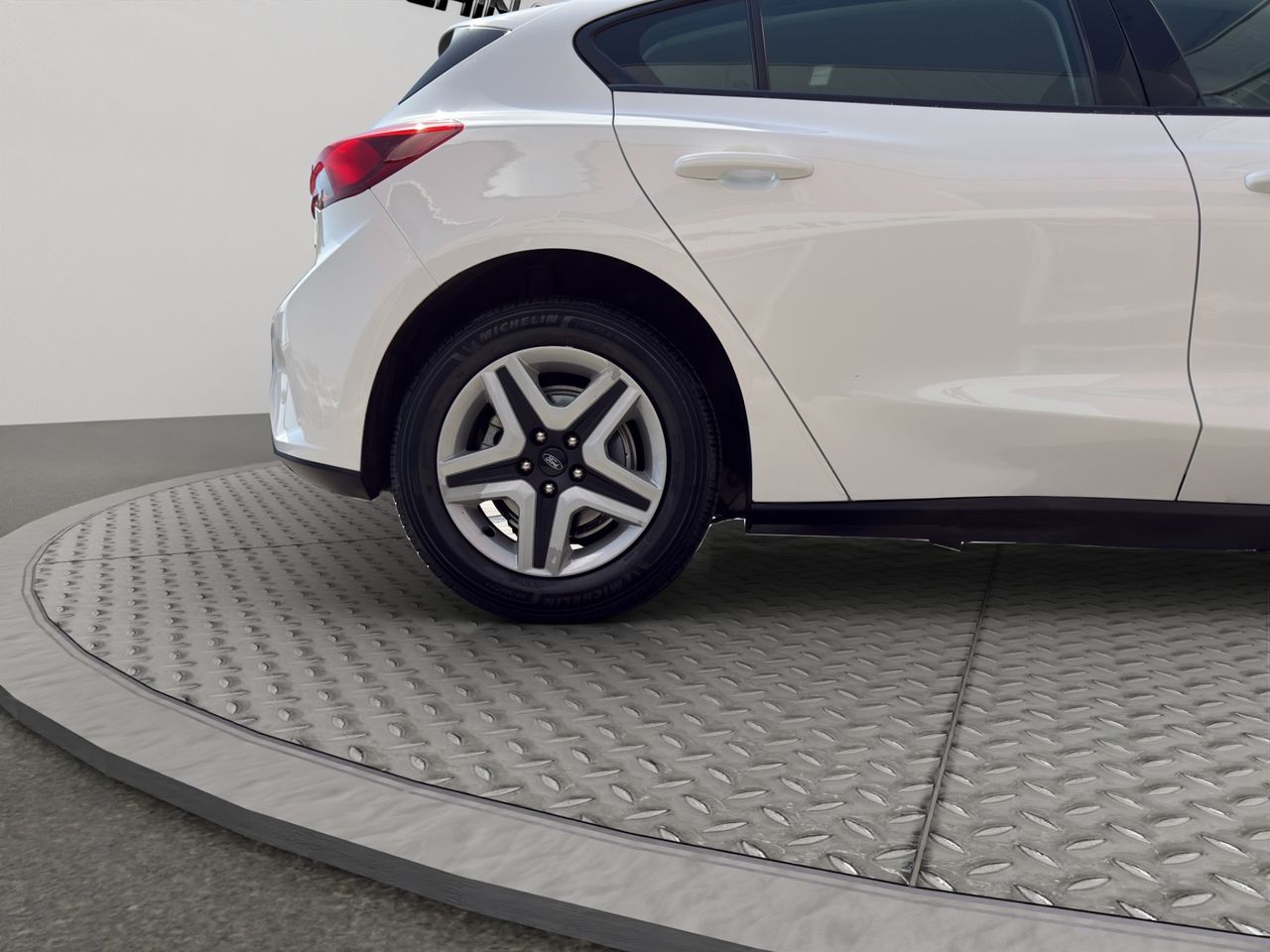 Ford Focus 1.5 Ecoblue 88kW Trend+ - Foto 2