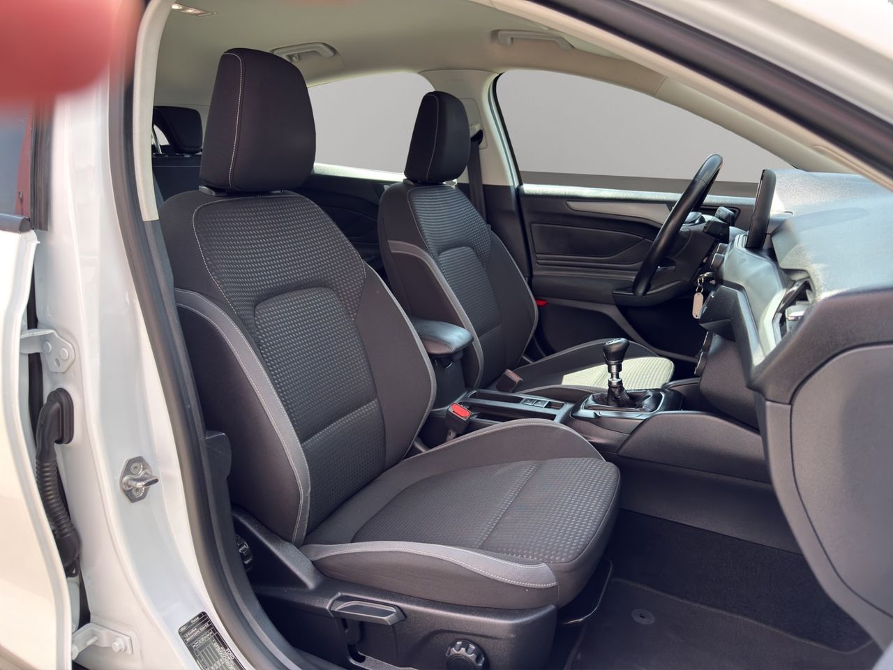 Ford Focus 1.5 Ecoblue 88kW Trend+ - Foto 2