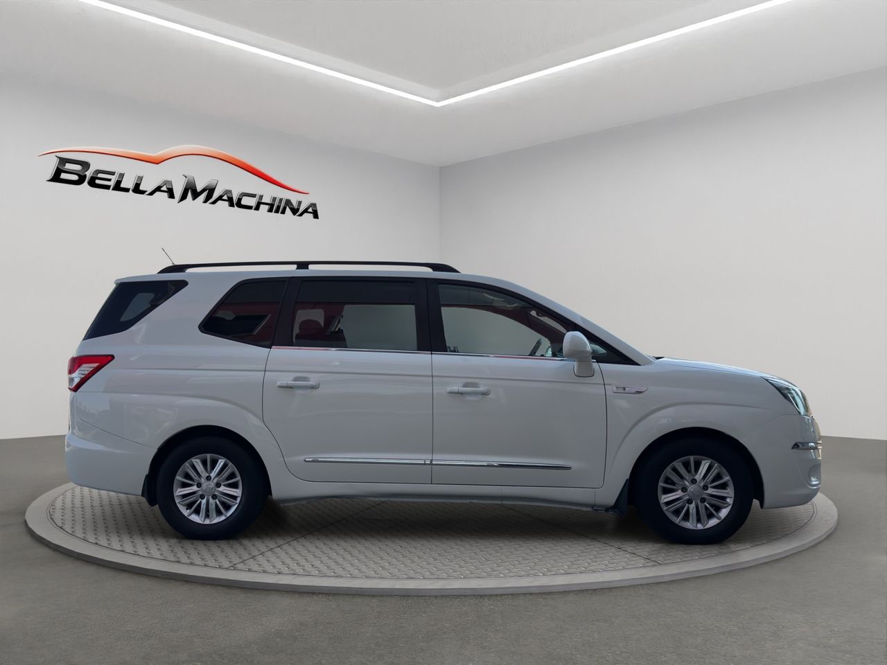 SsangYong Rodius D22T 178cv Premium Aut - Foto 2