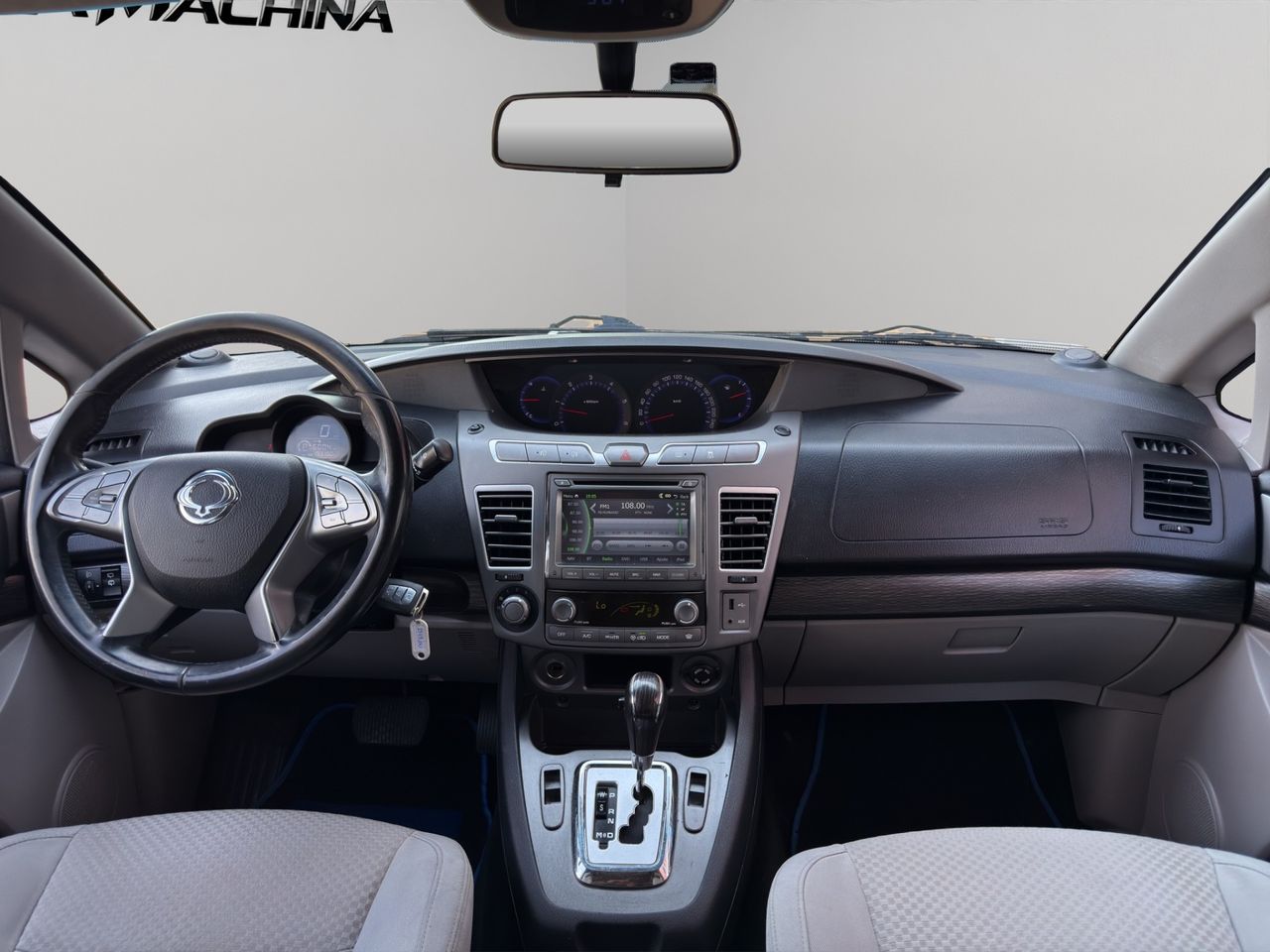 SsangYong Rodius D22T 178cv Premium Aut - Foto 2