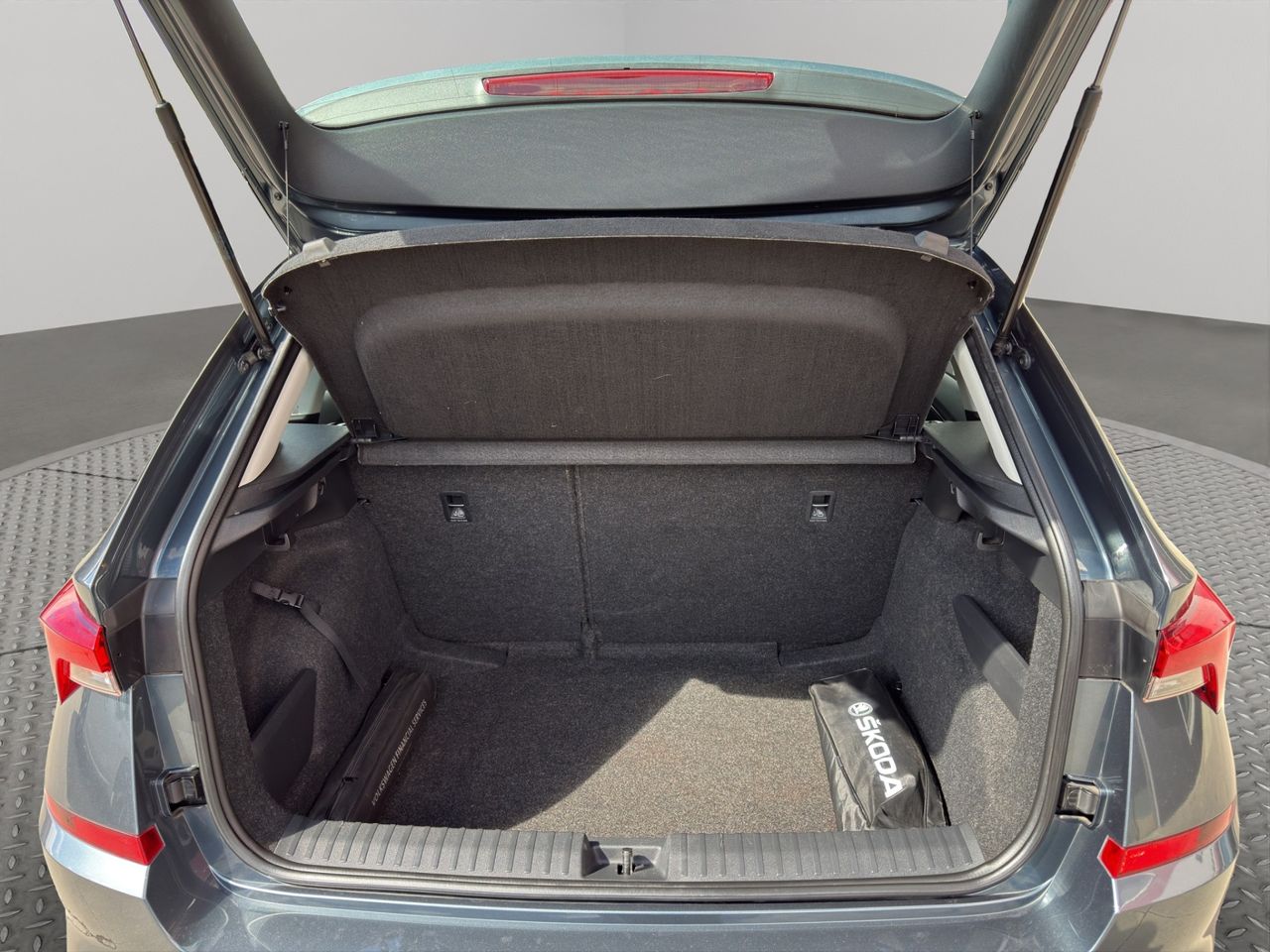 Skoda Kamiq 1.0 TSI 81kW (110CV) Ambition - Foto 2