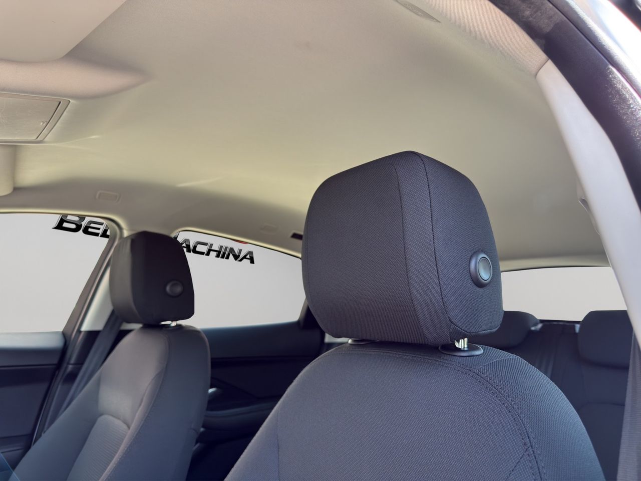Jaguar E-Pace 2.0D 110kW 4WD Auto - Foto 2