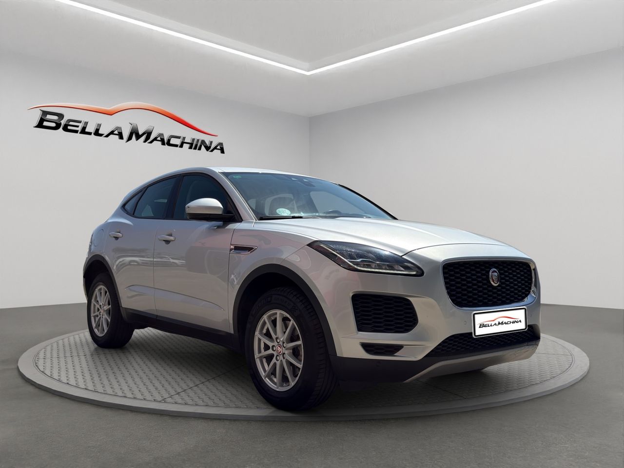 Jaguar E-Pace 2.0D 110kW 4WD Auto - Foto 2
