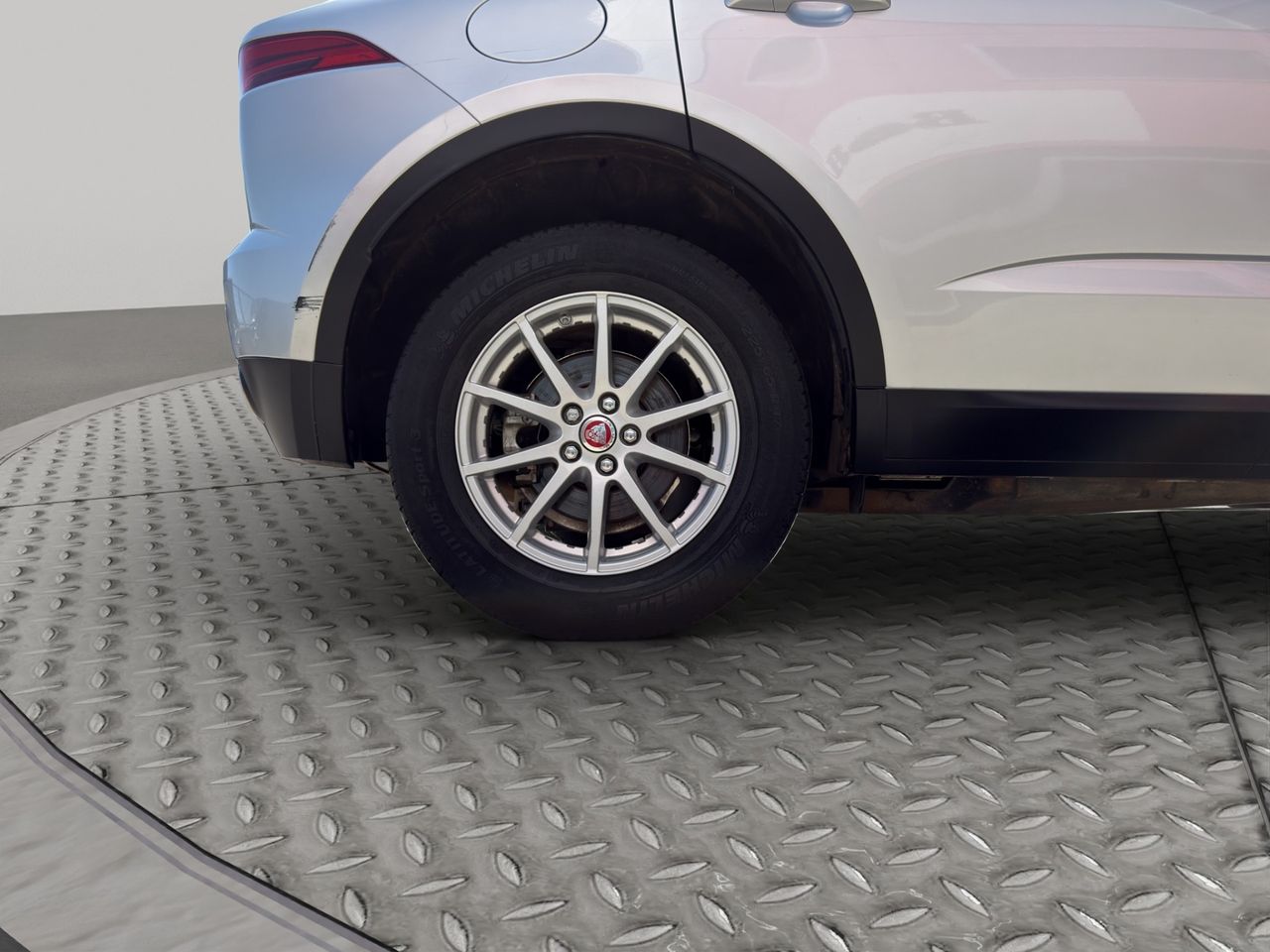 Jaguar E-Pace 2.0D 110kW 4WD Auto - Foto 2