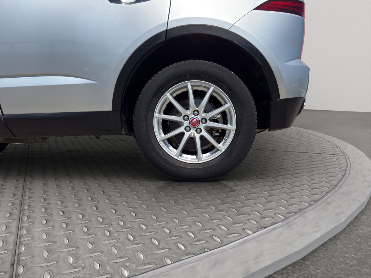 Jaguar E-Pace 2.0D 110kW 4WD Auto - Foto 2