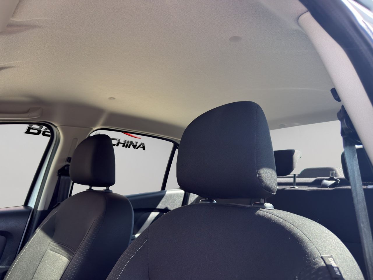 Dacia Logan Essential 1.0 55kW (75CV) - Foto 2