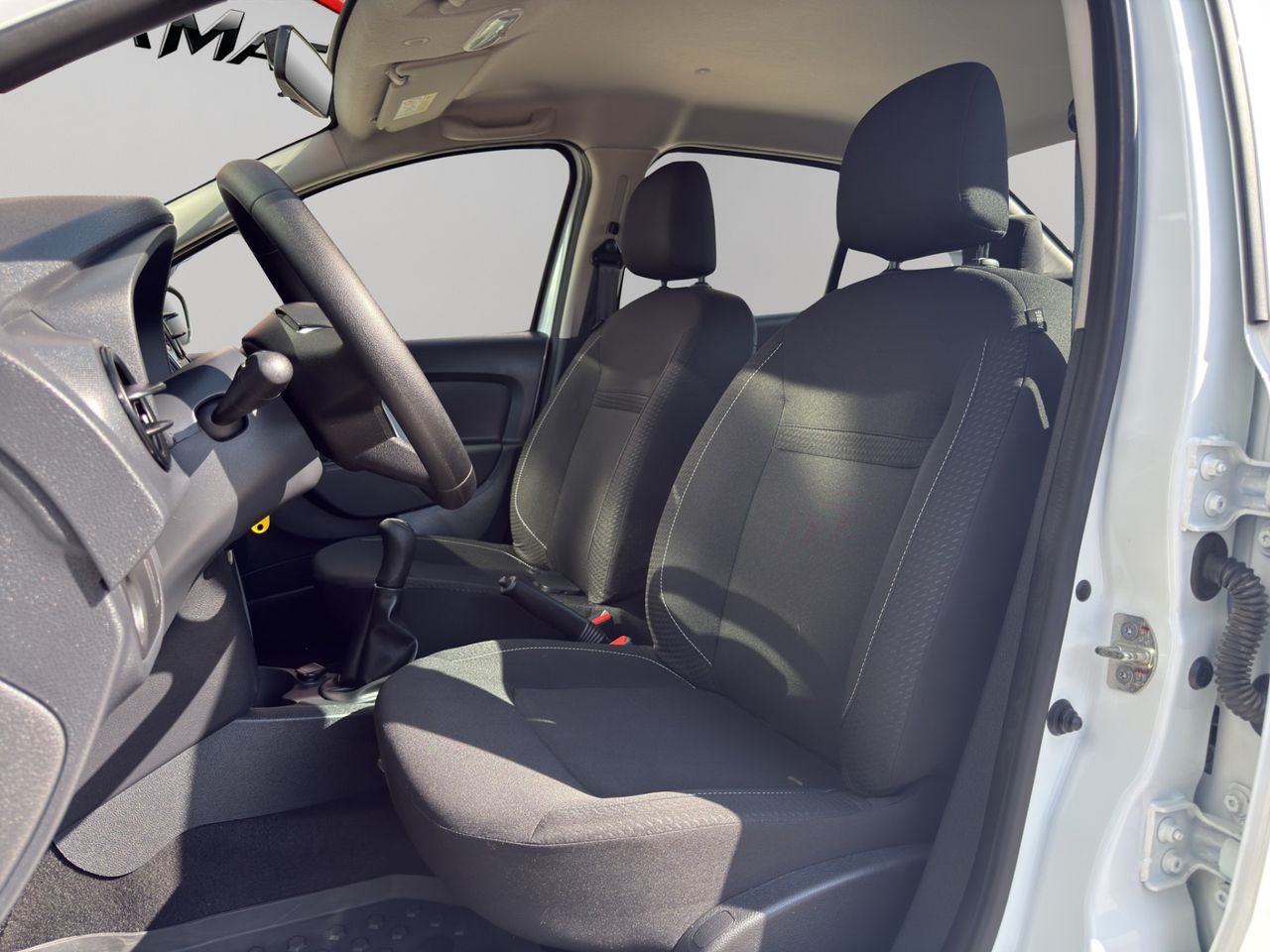 Dacia Logan Essential 1.0 55kW (75CV) - Foto 2