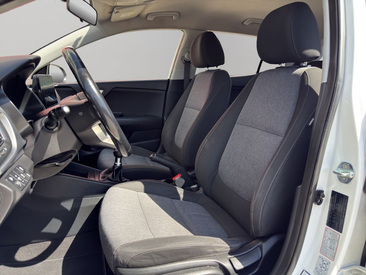 Kia Stonic 1.2 DPi 62kW (84CV) Drive Plus - Foto 2