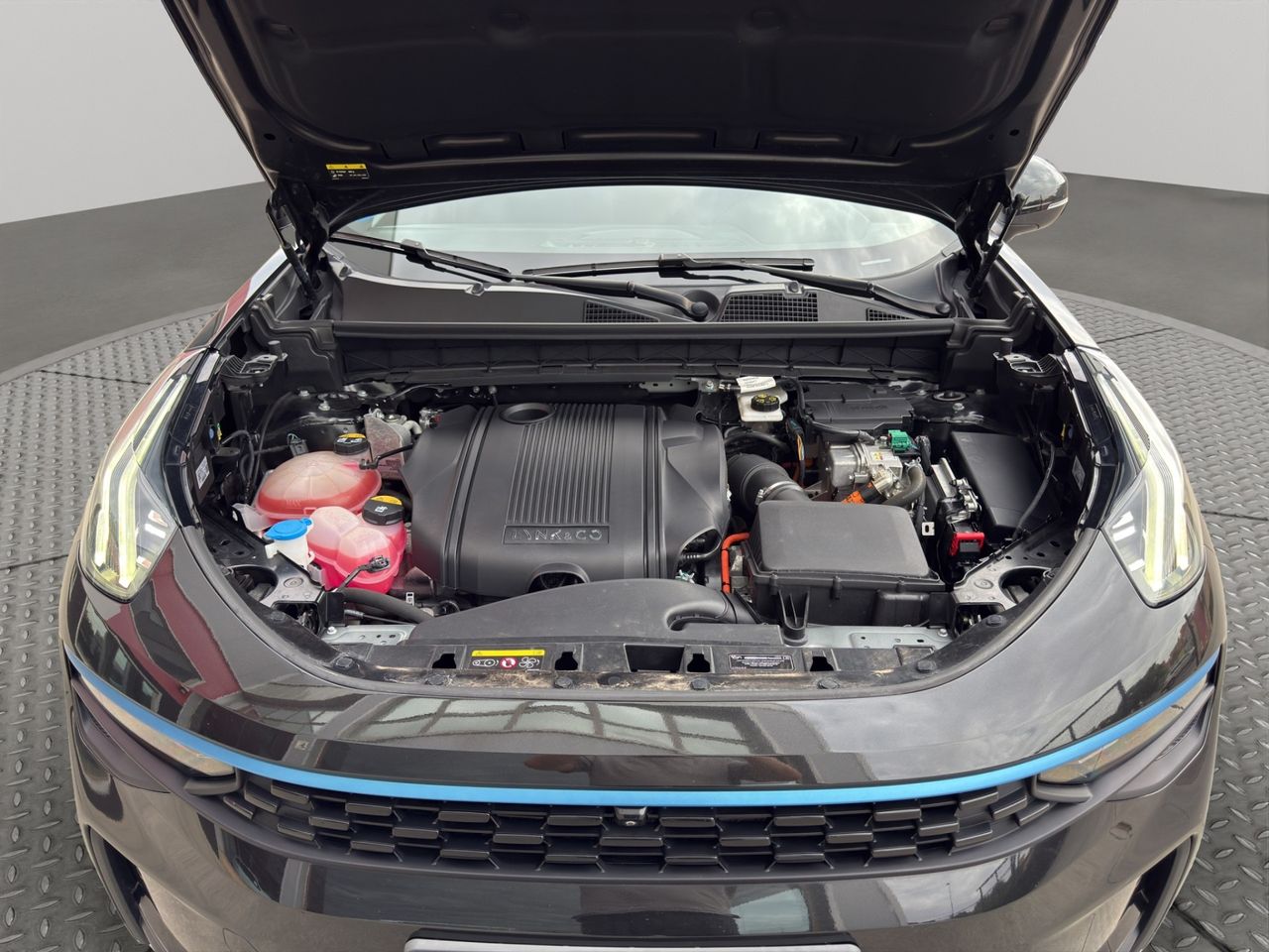 Lynk & Co 01 1.5 PHEV 6.6kW - Foto 2