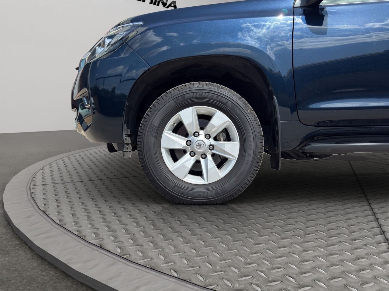Toyota Land Cruiser 2.8 D-4D VX AUTO - Foto 2