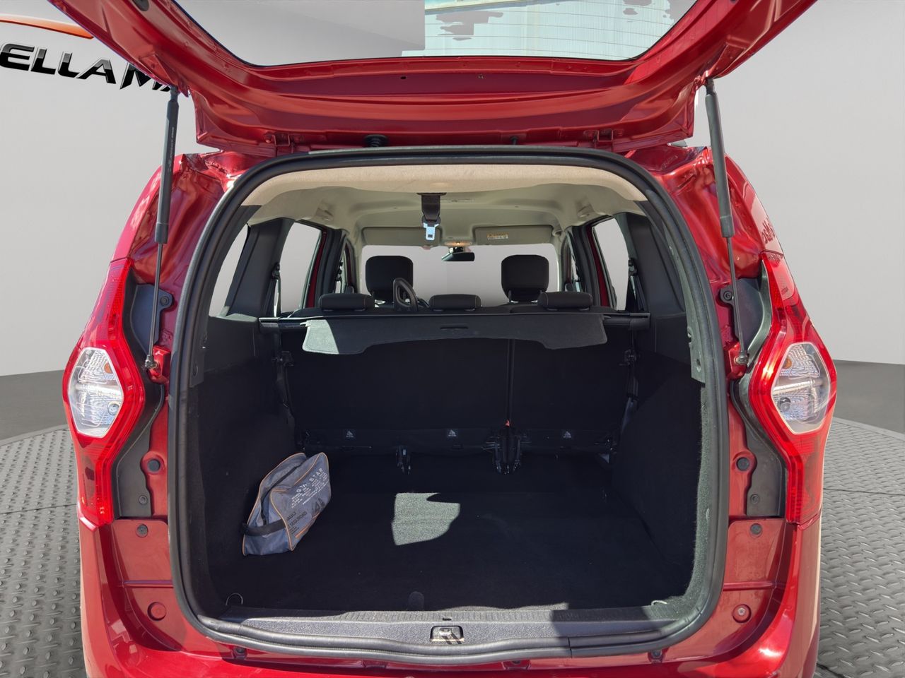 Dacia Lodgy SL Xplore TCE 96kW (130CV) 5Pl GPF - Foto 2