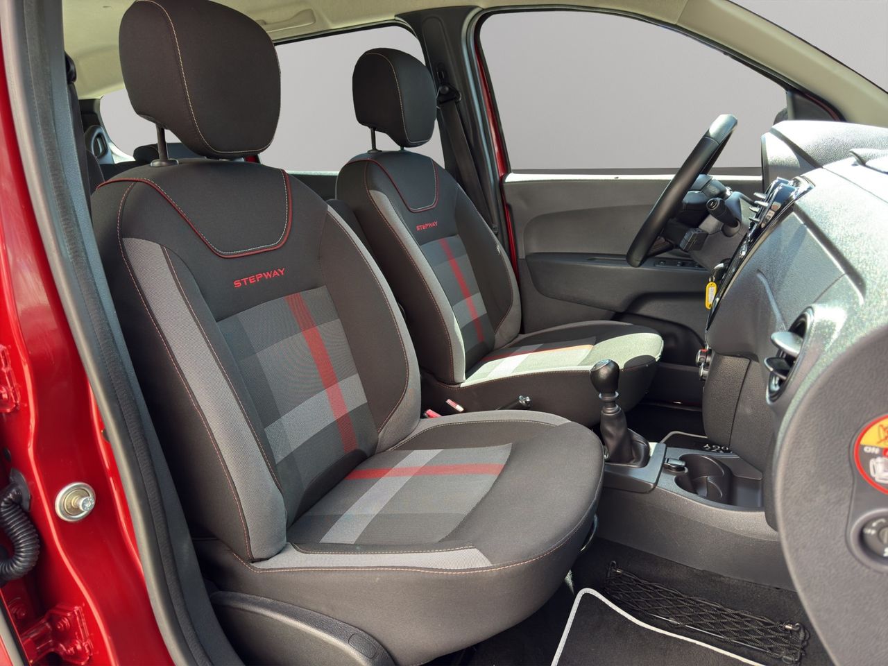 Dacia Lodgy SL Xplore TCE 96kW (130CV) 5Pl GPF - Foto 2
