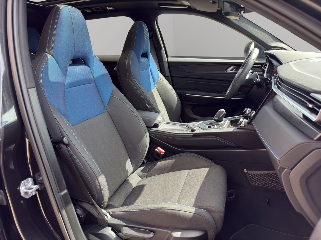 Lynk & Co 01 1.5 PHEV 6.6kW - Foto 2