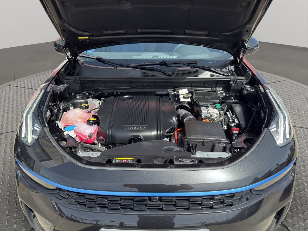 Lynk & Co 01 1.5 PHEV 6.6kW - Foto 2