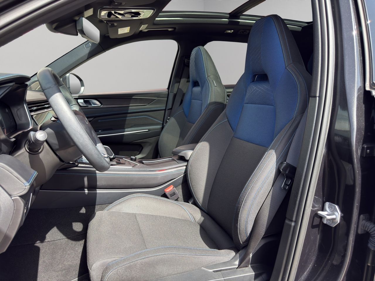 Lynk & Co 01 1.5 PHEV 6.6kW - Foto 2