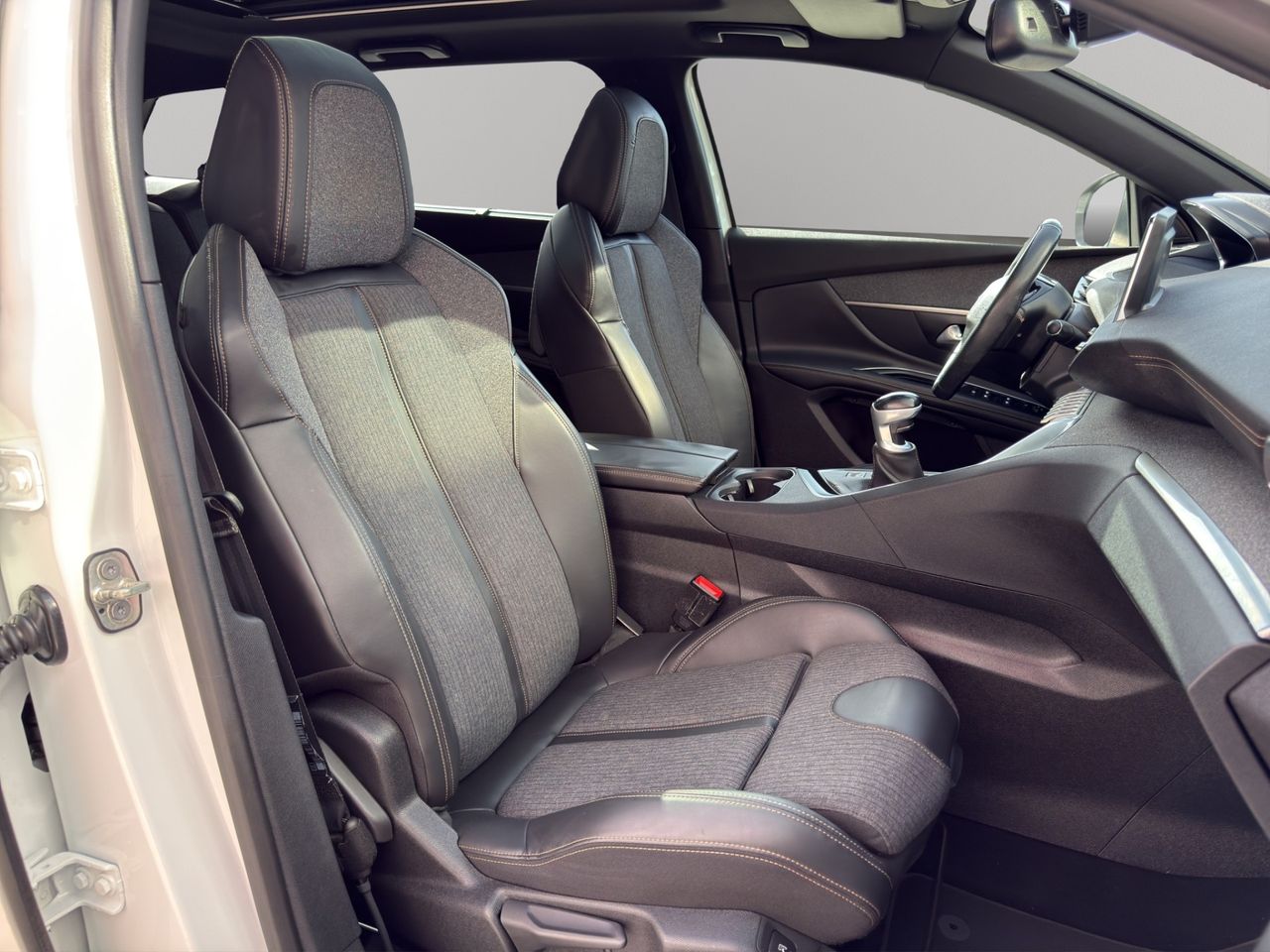 Peugeot 5008 GT-Line 1.2L PureTech 96kW (130CV) S&S - Foto 2