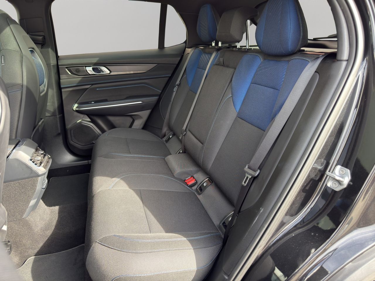 Lynk & Co 01 1.5 PHEV 6.6kW - Foto 2