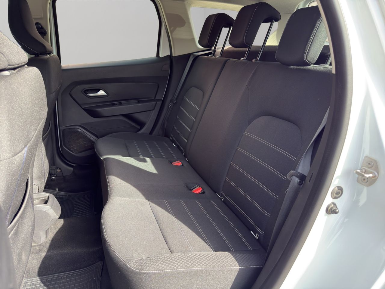 Dacia Duster Comfort Blue dCi 85kW (115CV) 4X4 - Foto 2