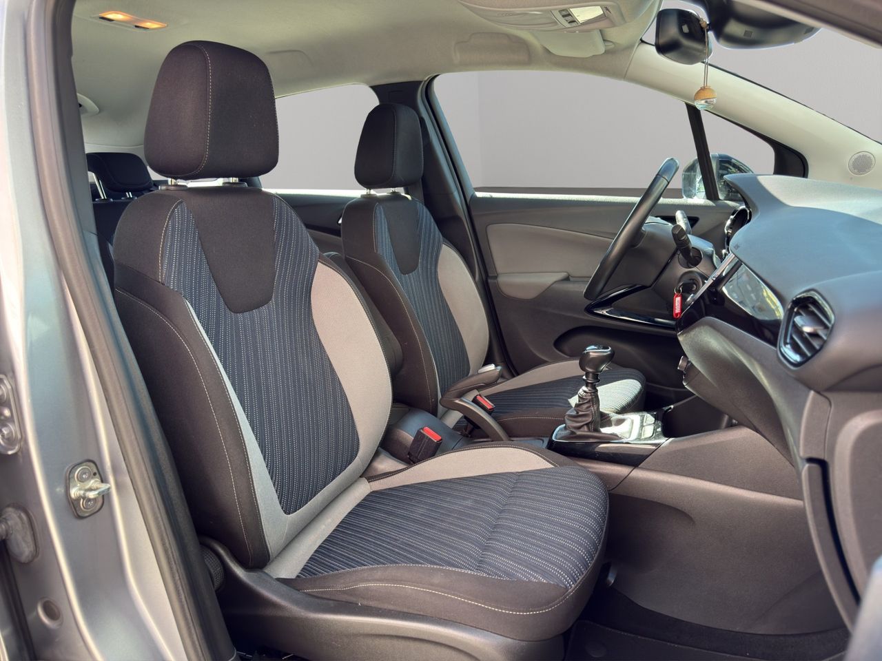 Opel Crossland X 1.5D 75kW Design Line 120 Aniversar. S/S - Foto 2