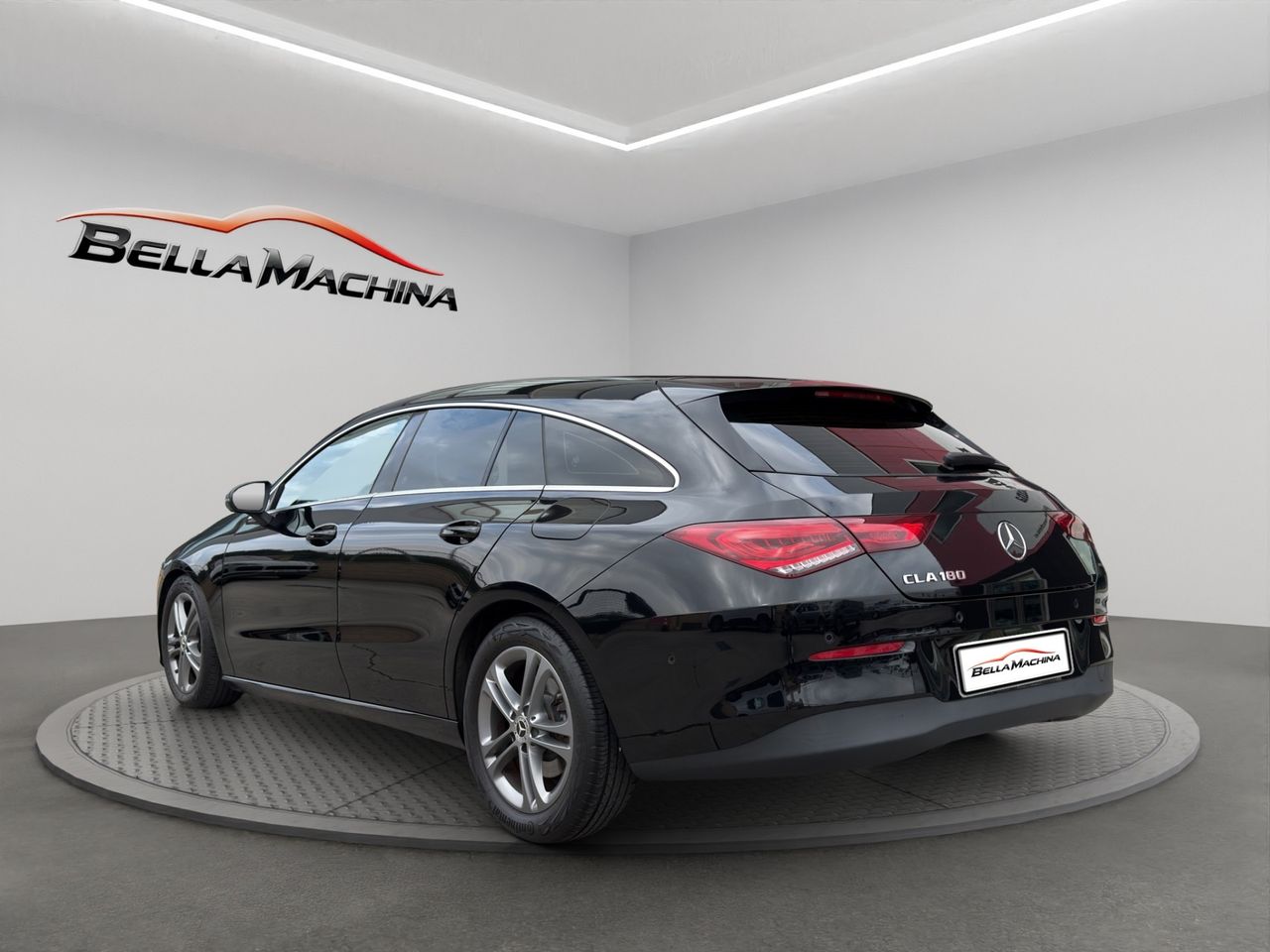 Mercedes CLA CLA 180 Shooting Brake - Foto 2