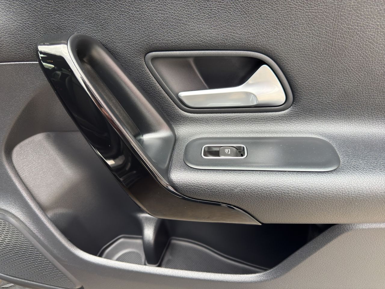 Mercedes CLA CLA 180 Shooting Brake - Foto 2