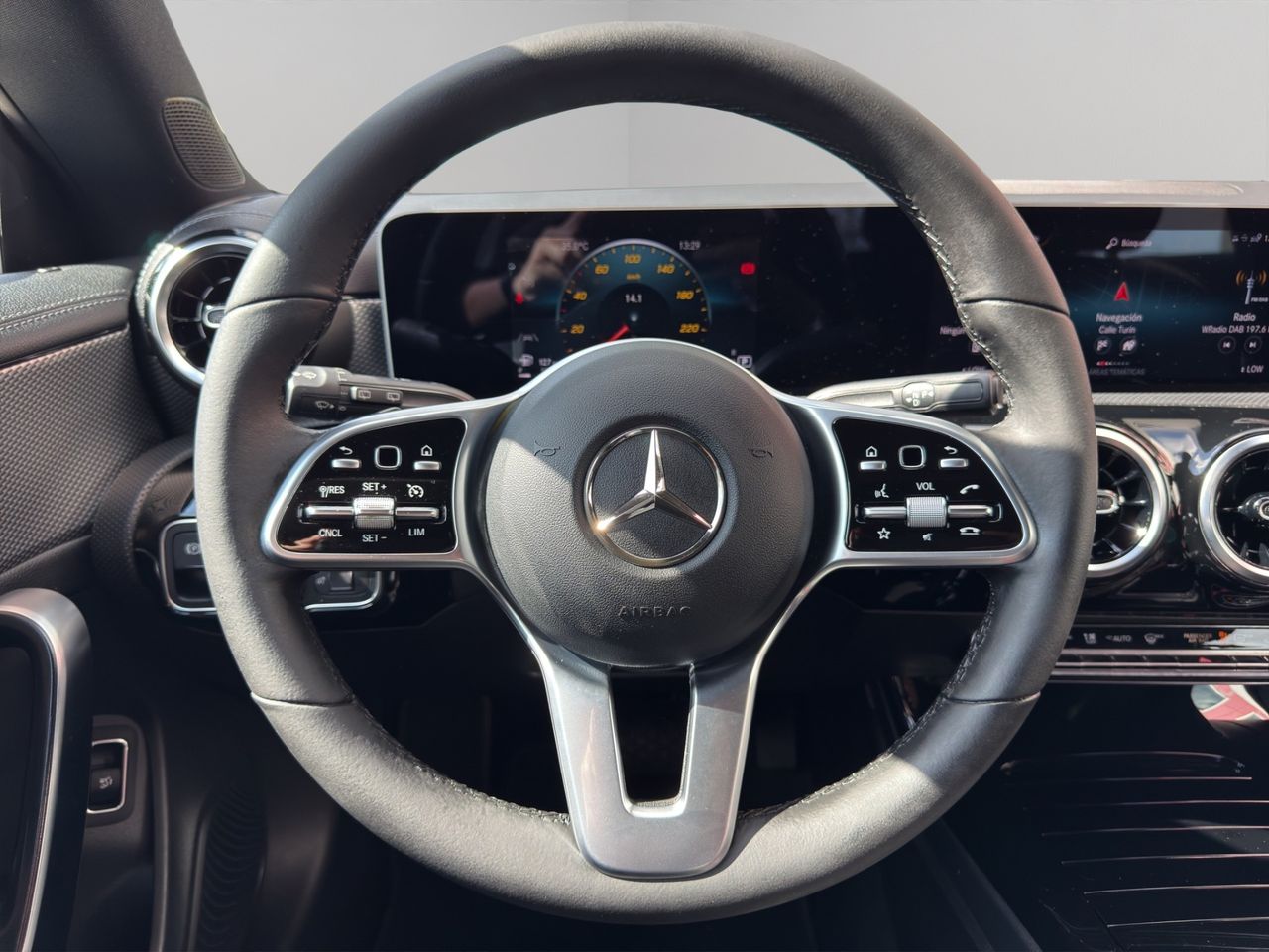 Mercedes CLA CLA 200 D DCT Shooting Brake - Foto 2